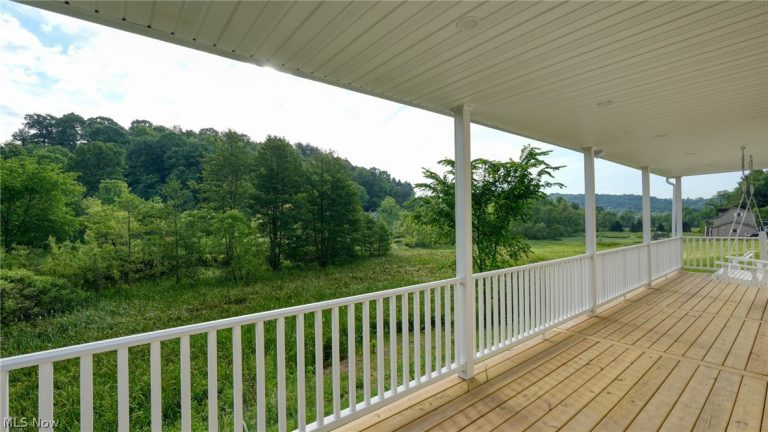 3899 Mayfair Lane, Cambridge, OH - Photo 6