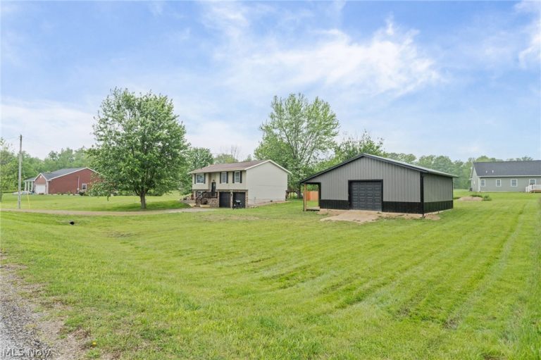 2142 Tarragon Drive, West Salem, OH - Photo 4