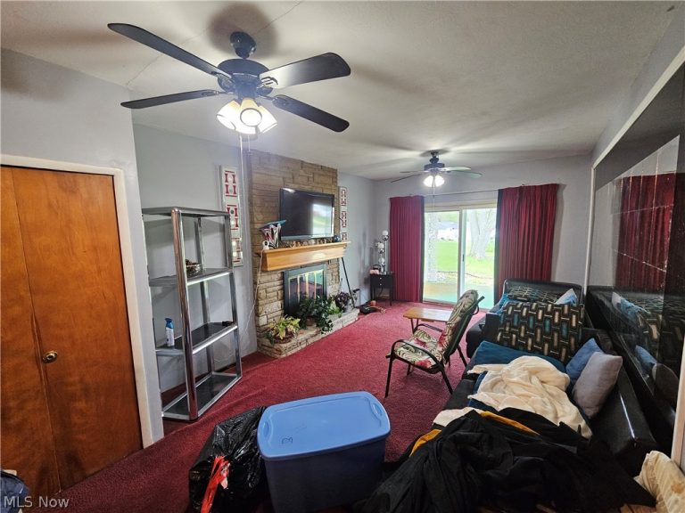 5427 Mardale Avenue, Bedford, OH - Photo 2