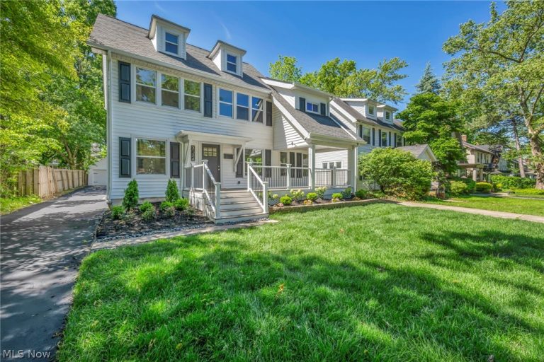 3124 Overlook Road, Cleveland Heights, OH - Photo 4