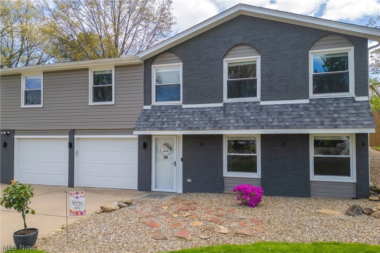 8318 Kellydale Street, Massillon, OH - Photo 4