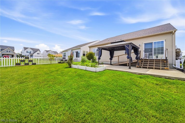 38573 Ranally Way, Willoughby, OH - Photo 8