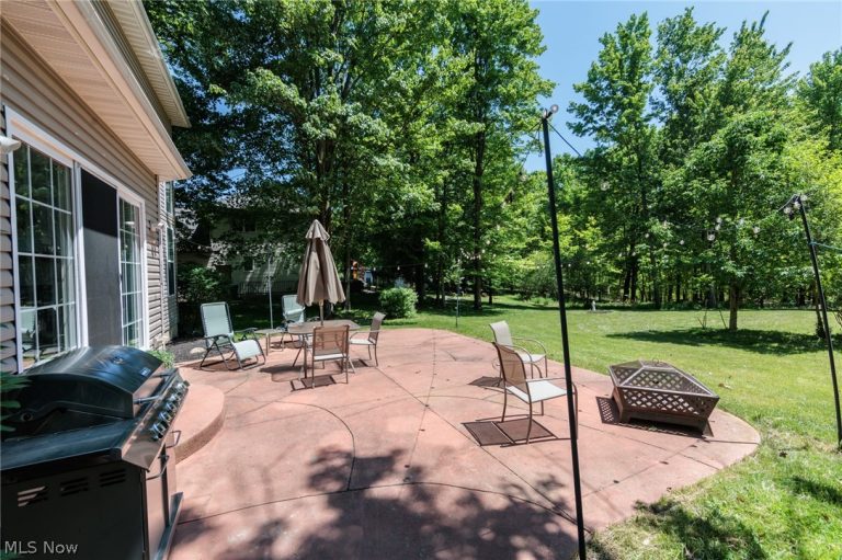 3574 Turnberry Drive, Medina, OH - Photo 8