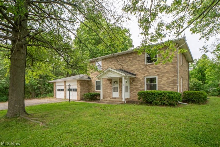 3837-3839 Beech Hill Road, North Canton, OH, 44720