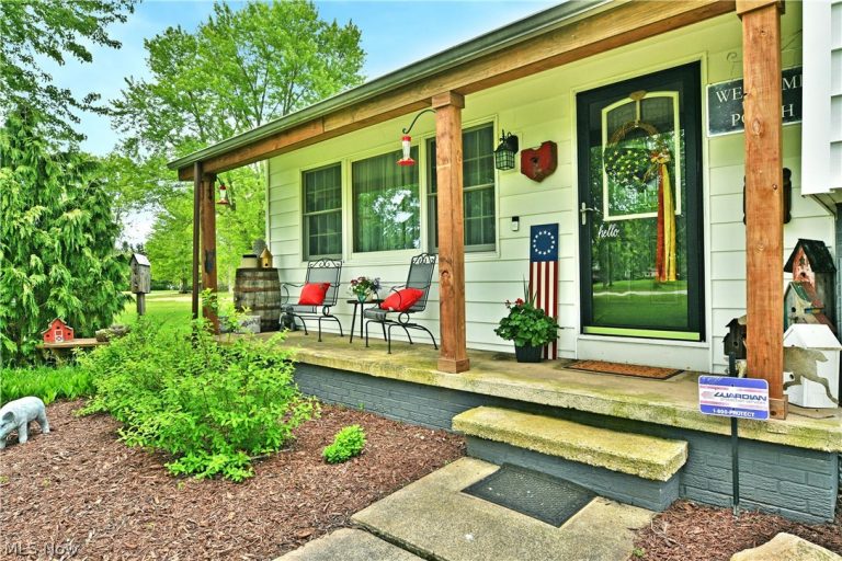 7198 Oak Hill Drive, West Farmington, OH - Photo 4