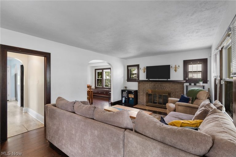 890 Winton Avenue, Akron, OH - Photo 5
