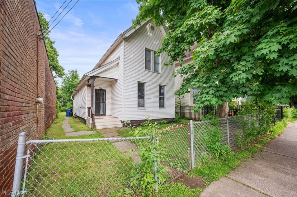 1911 65th Street, Cleveland, OH