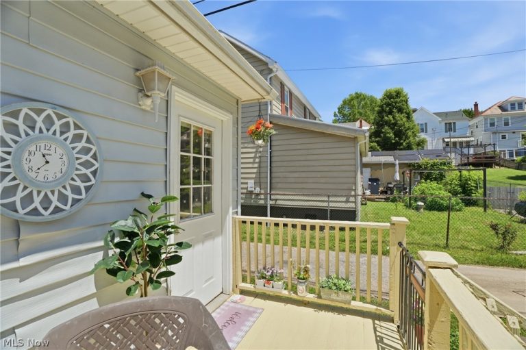 106 Montgomery Street, Marietta, OH - Photo 8