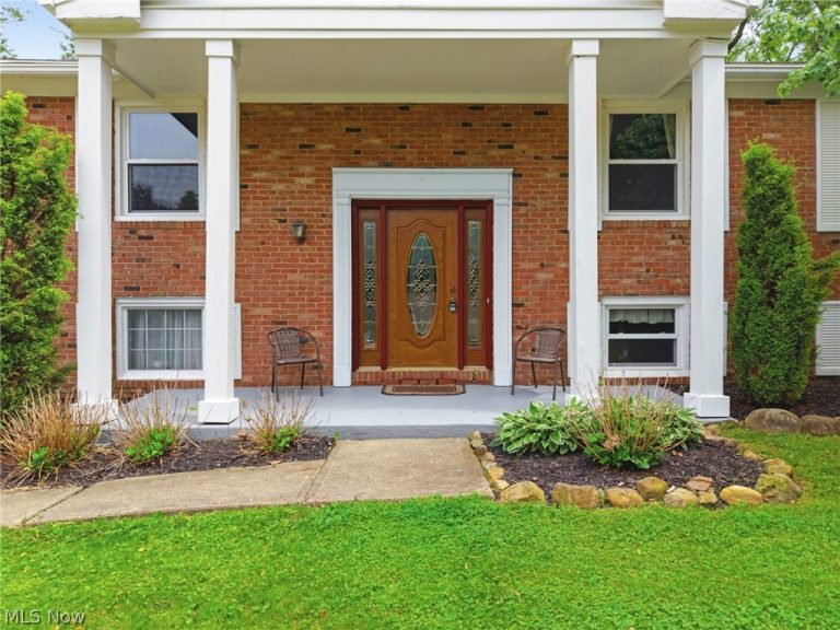 1212 Linwood Avenue, North Canton, OH - Photo 3