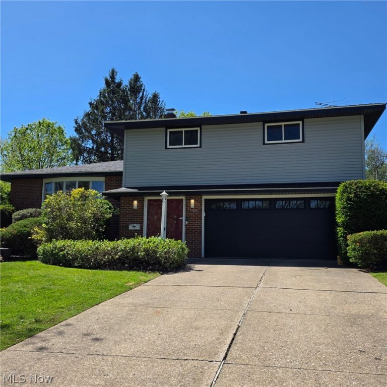 34600 Sharondale Drive, Solon, OH, 44139