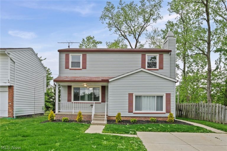 270 Riveredge Parkway, Berea, OH - Photo 2