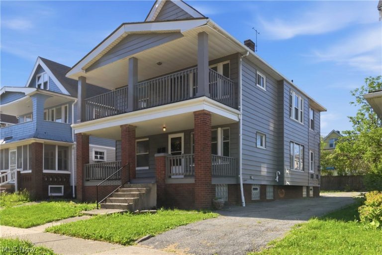 12812 Parkhill Avenue, Cleveland, OH - Photo 3
