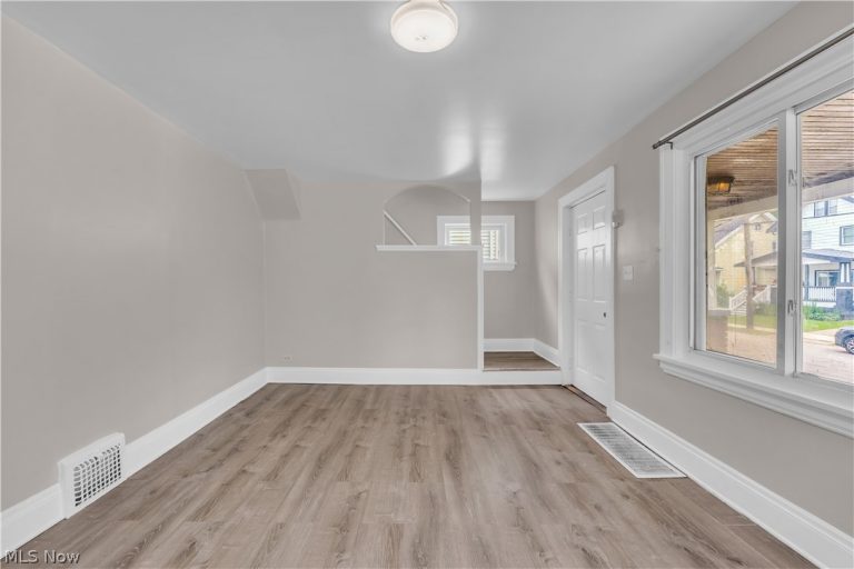 3407 91st Street, Cleveland, OH - Photo 6
