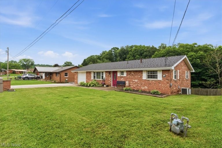 47 Lubeck Hills Drive, Washington, WV - Photo 3