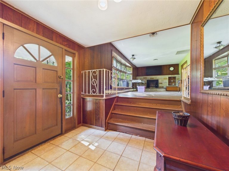 2648 River Road, Willoughby Hills, OH - Photo 3