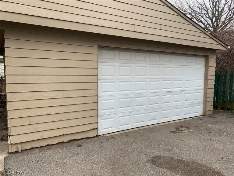 449 Cleveland Road, Cleveland, OH - Photo 3