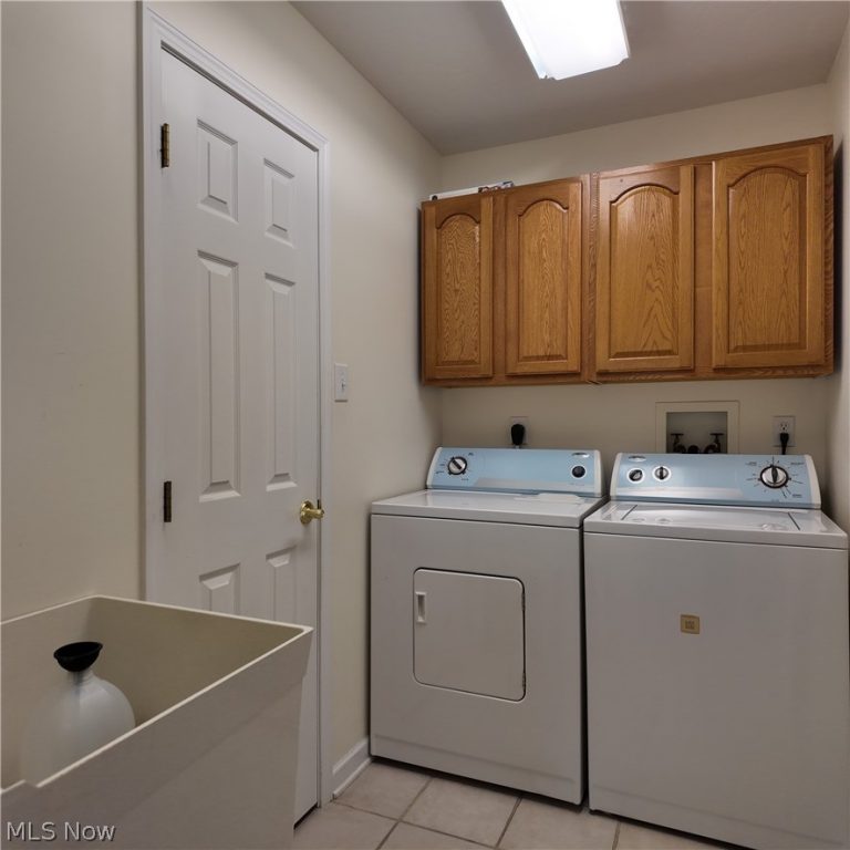 51986 Scotch Pine Drive, St Clairsville, OH - Photo 8