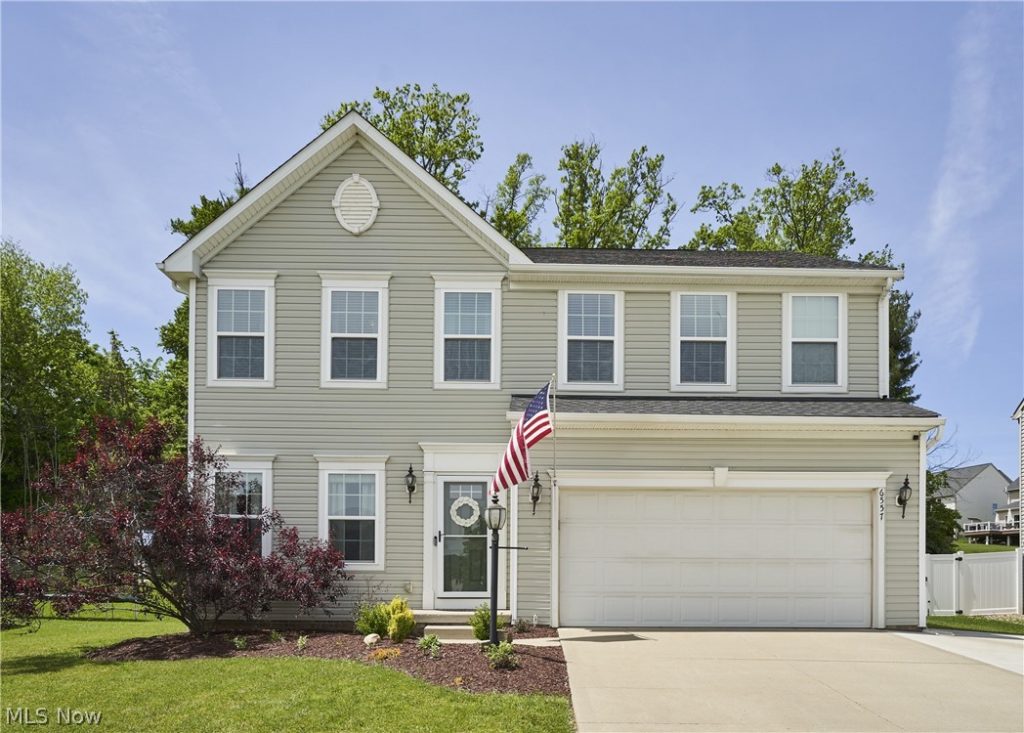 6557 Pine Bluff Avenue, Canton, OH