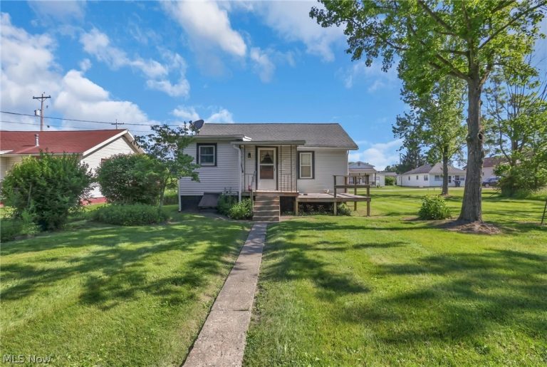 204 Jefferson Street, New Lexington, OH - Photo 4