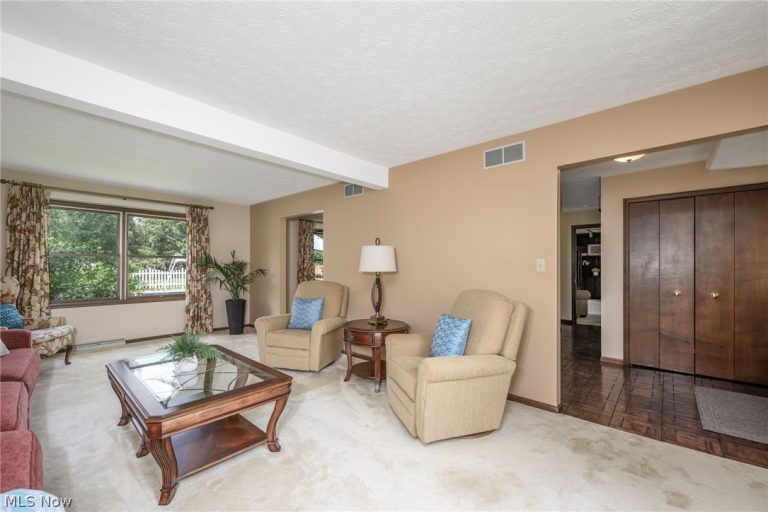 667 Clark Drive, Tallmadge, OH - Photo 4