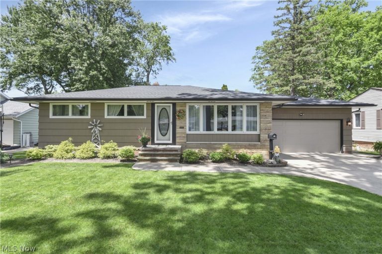 22720 Sycamore Drive, Fairview Park, OH, 44126