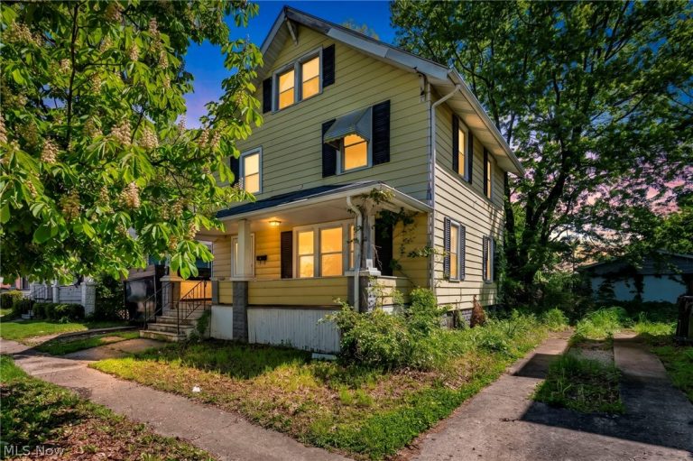 132 Irondale Street, Elyria, OH, 44035
