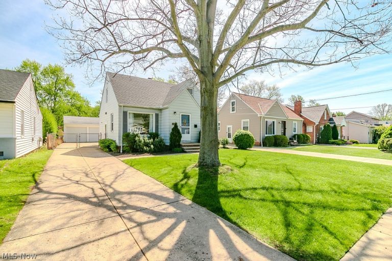 1297 Lander Road, Mayfield Heights, OH, 44124