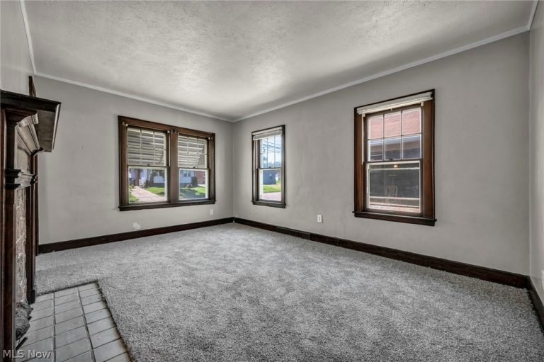 167 Hazelwood Avenue, Youngstown, OH - Photo 5