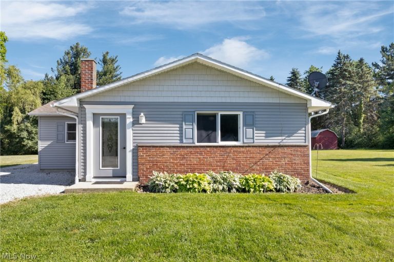 13095 Portage Street, Doylestown, OH - Photo 5