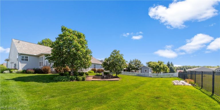 38323 Springdale Drive, North Ridgeville, OH - Photo 4