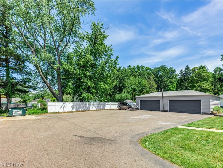 3751 Kent Road, Stow, OH - Photo 5