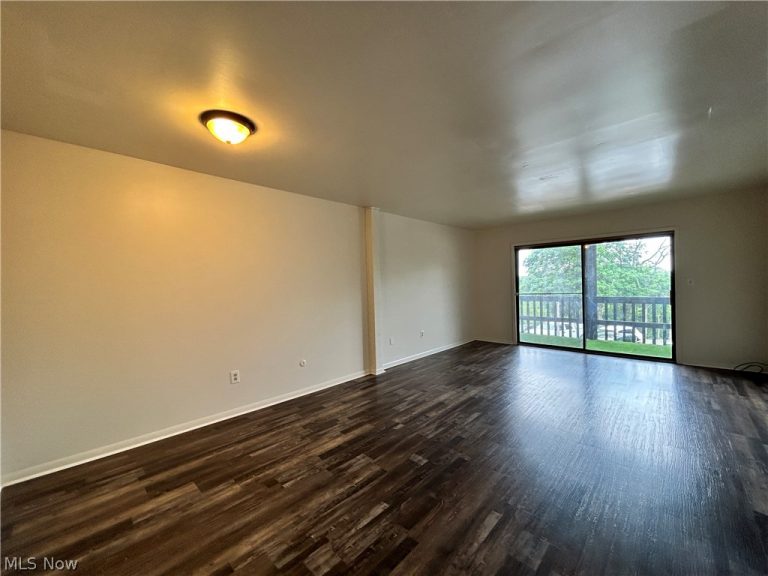 4313 Earl Drive #B7, Steubenville, OH - Photo 2
