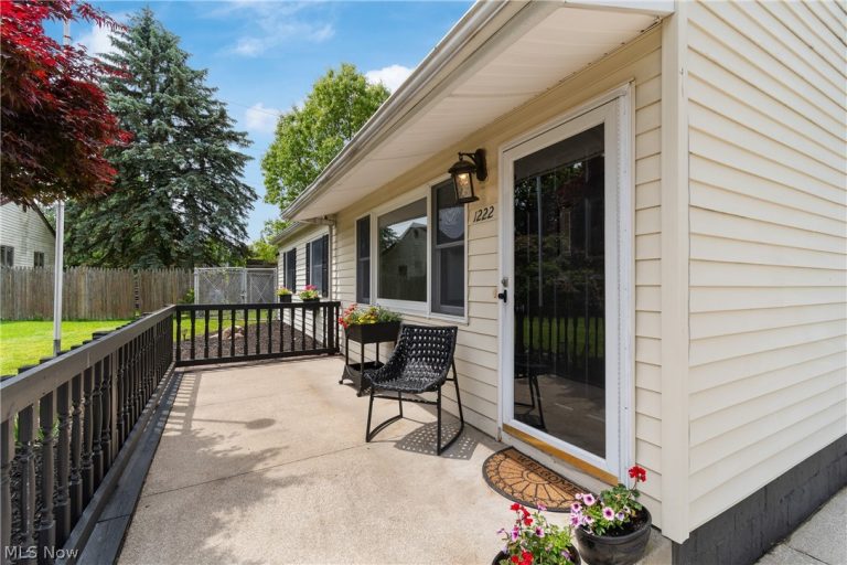 1222 Janis Avenue, Akron, OH - Photo 4