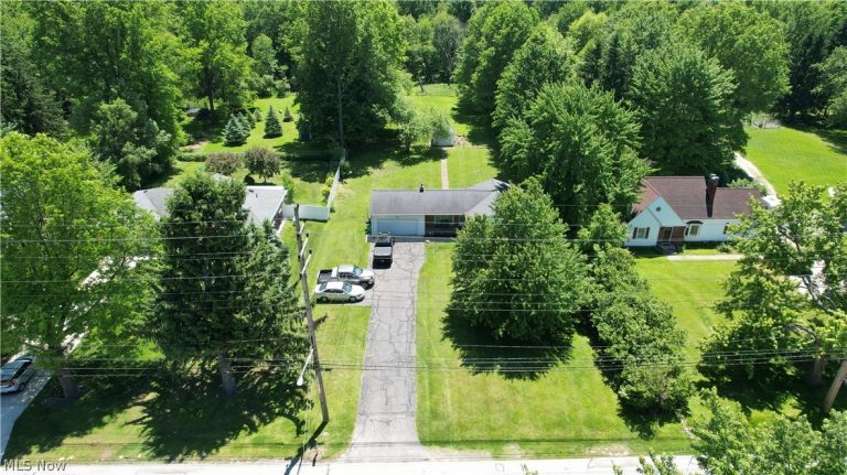 6052 Highland Road, Highland Heights, OH - Photo 3