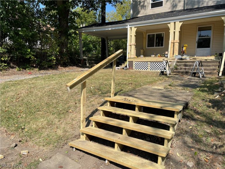 34 Illinois Avenue, Youngstown, OH - Photo 3