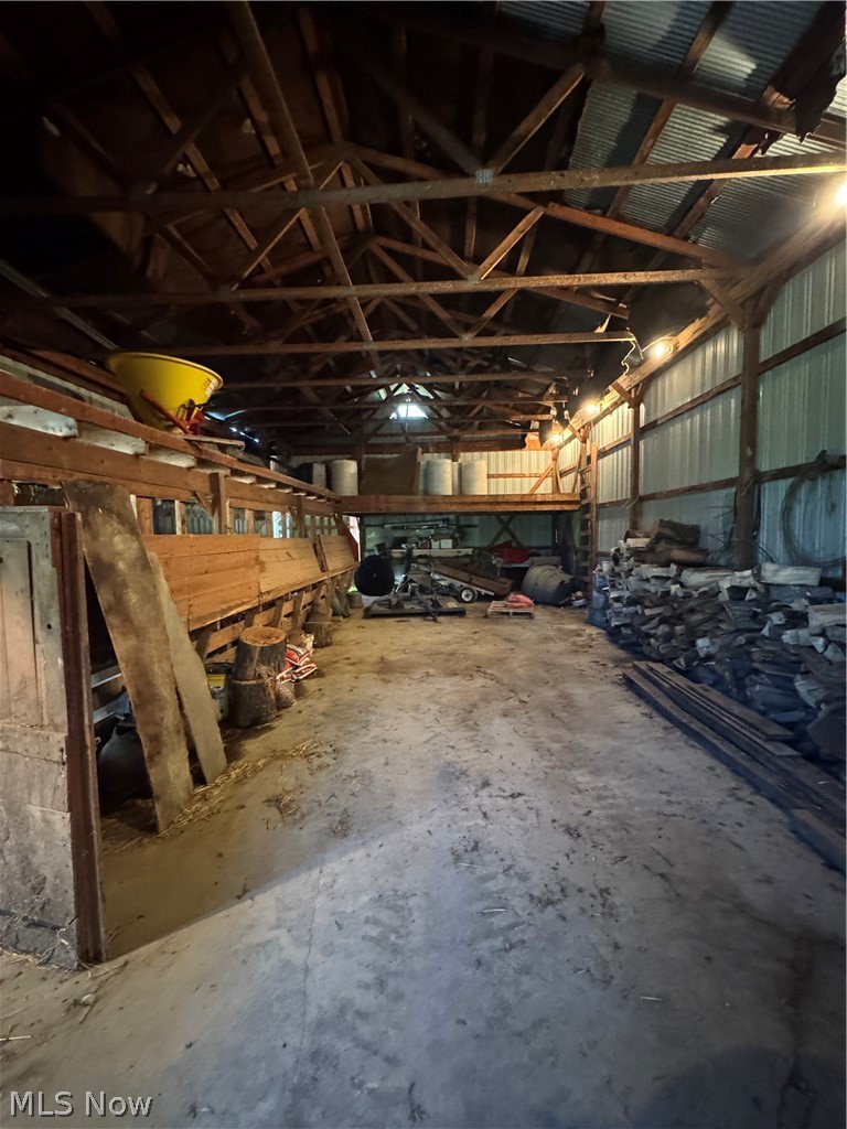 5759 College Hill Road, Cambridge, OH - Photo 2