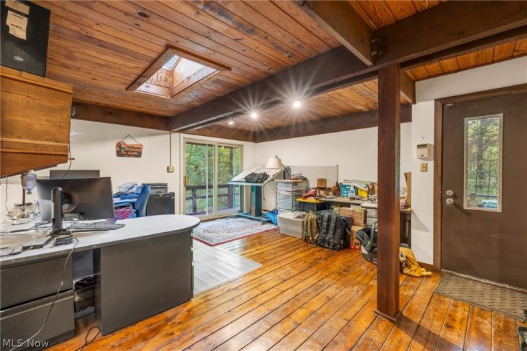 2680 Stubbins Road, Brecksville, OH - Photo 3