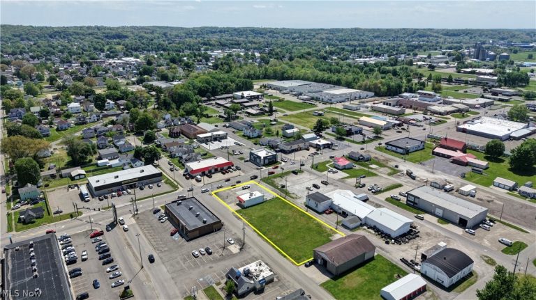 501 2nd Street, Coshocton, OH - Photo 4