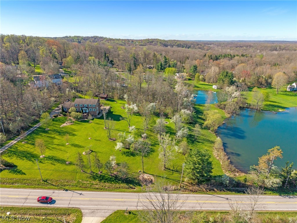 Bainbridge Road, Chagrin Falls, OH
