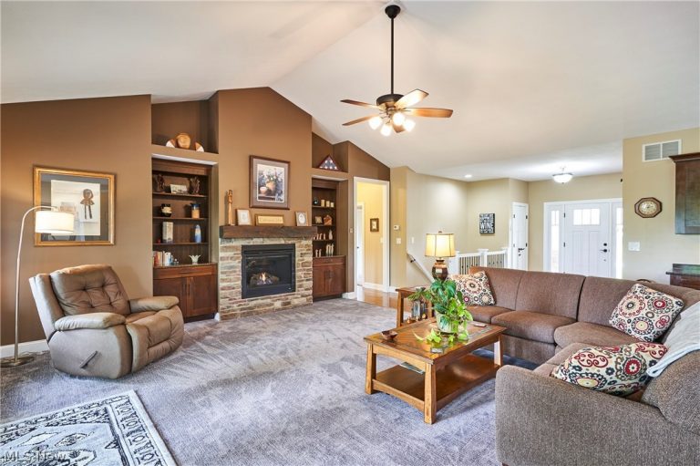 8595 Virginia Drive, Westfield Center, OH - Photo 6