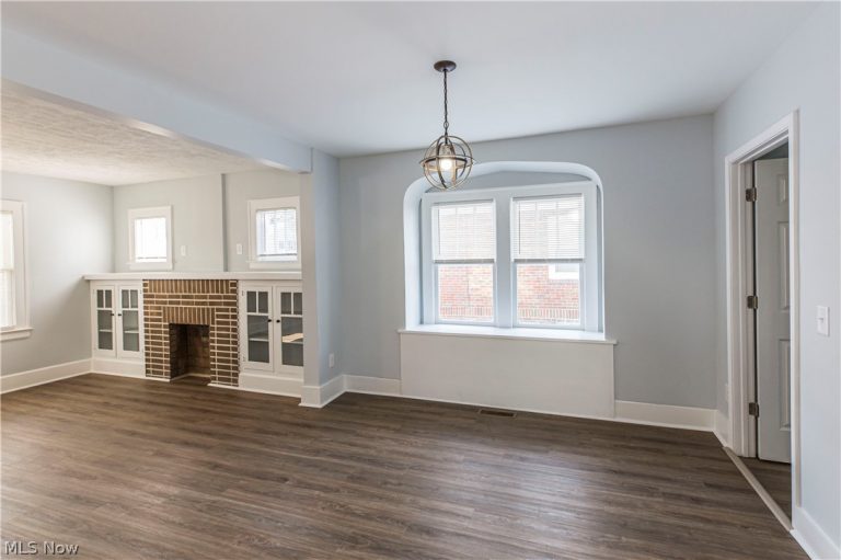 586 Brittain Road, Akron, OH - Photo 8