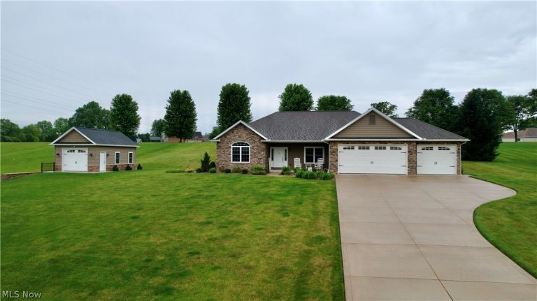 5020 Sunset Boulevard Road, Strasburg, OH, 44680