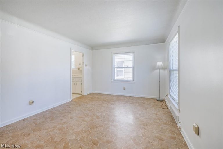 13413 Crossburn Avenue, Cleveland, OH - Photo 3