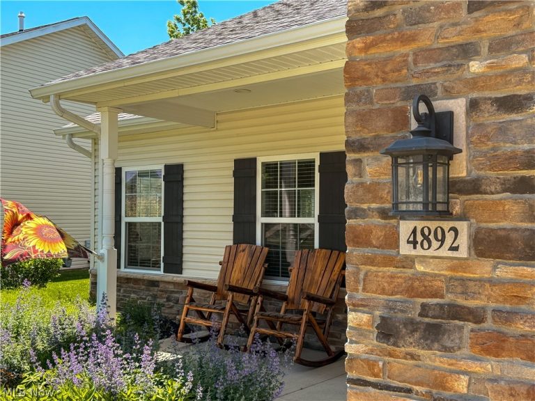 4892 Mandarin Drive, Seville, OH - Photo 3
