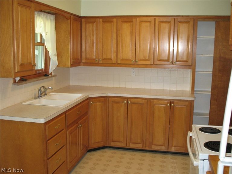 7361 Hi View Drive, North Royalton, OH - Photo 8