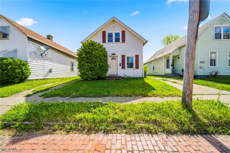3449 71st Street, Cleveland, OH, 44127