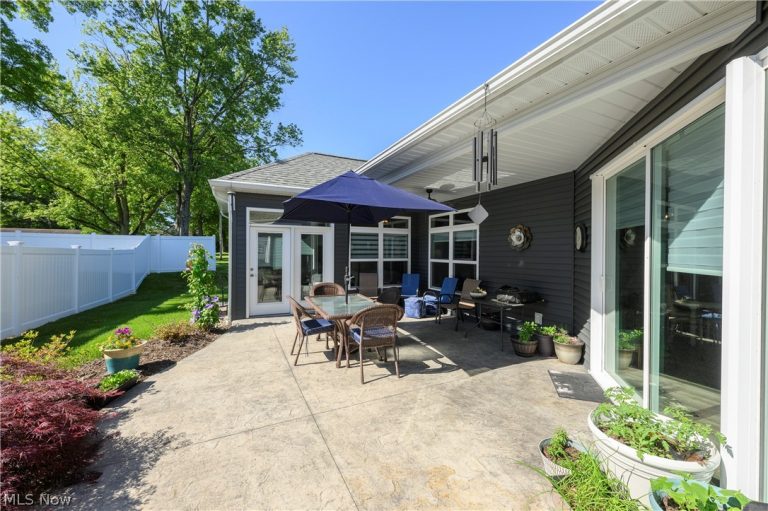 1970 Hawthorn Court, North Canton, OH - Photo 6