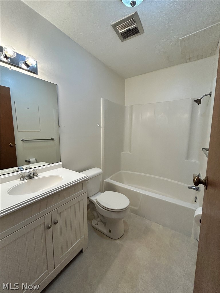 200 West 36th Street #19, Shadyside, OH - Photo 5