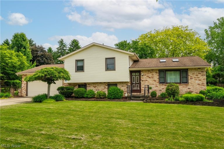 450 Layden Avenue, Canal Fulton, OH - Photo 2