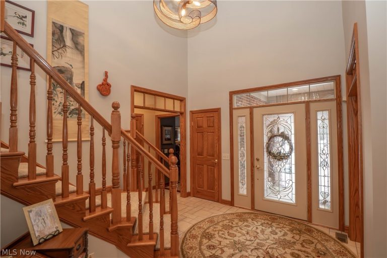 1535 Chadford Gate, Canton, OH - Photo 8